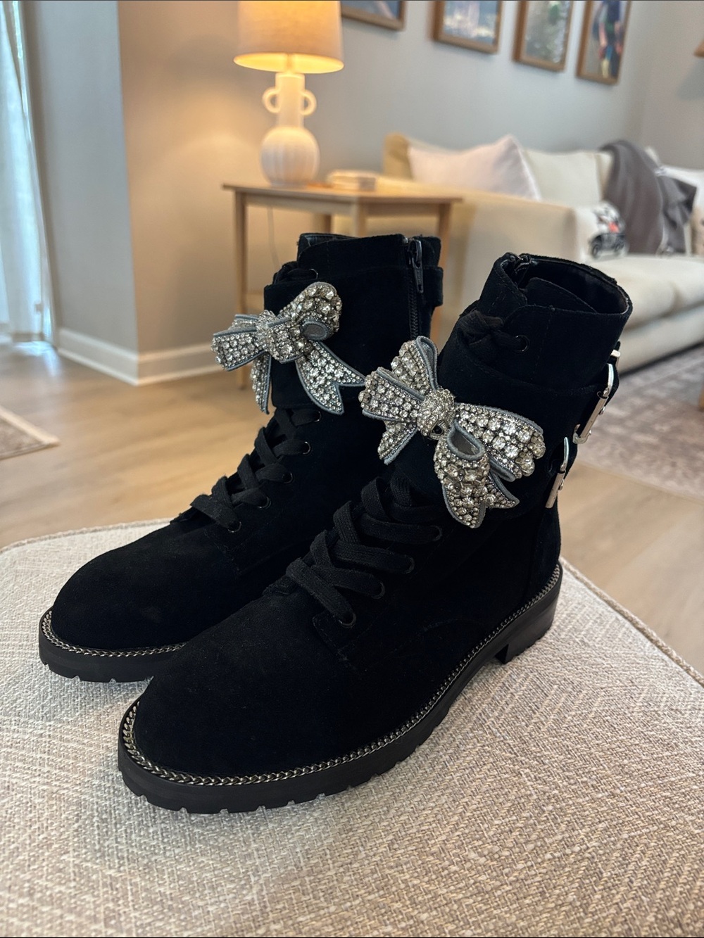 KURT GEIGER LONDON SUTTON BOW BOOT NEW! Never worn size 7 / 37